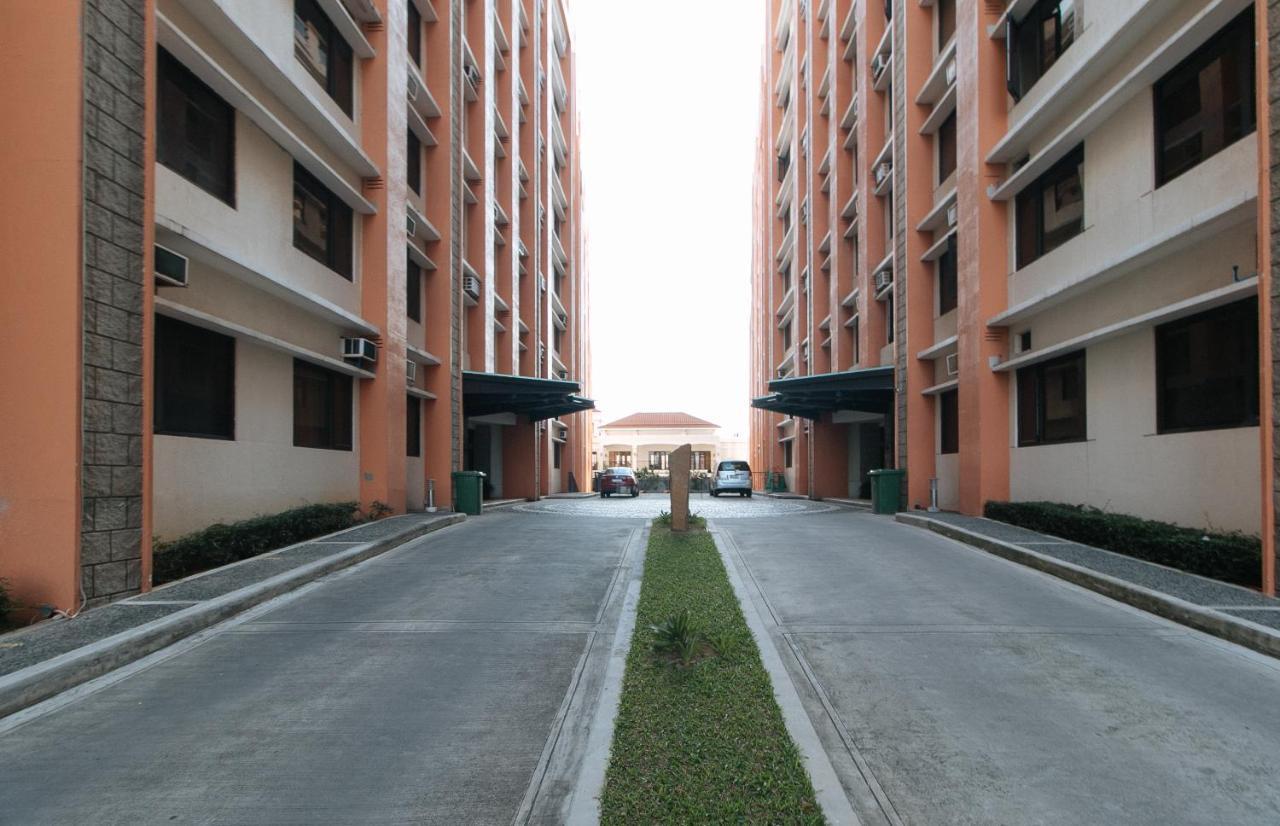 Reddoorz Plus @ Cuarto Verde Staycation Las Piñas Eksteriør bilde
