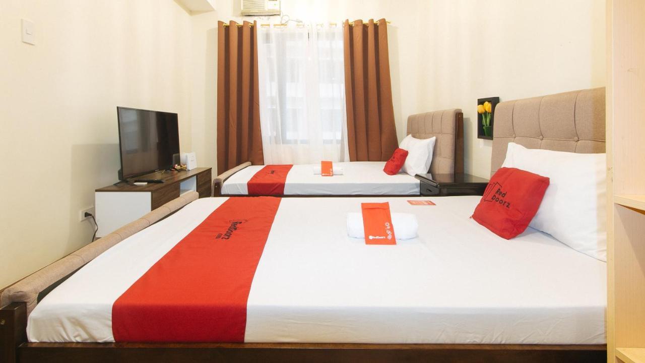 Reddoorz Plus @ Cuarto Verde Staycation Las Piñas Eksteriør bilde