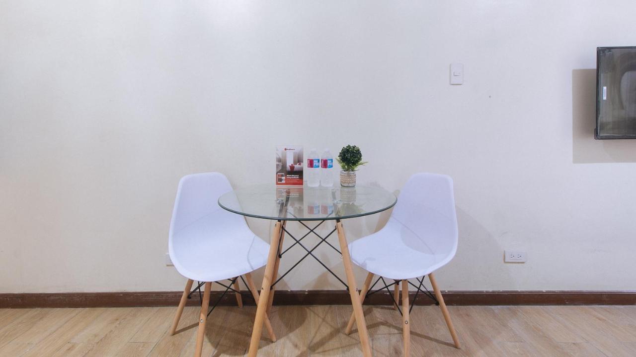 Reddoorz Plus @ Cuarto Verde Staycation Las Piñas Eksteriør bilde