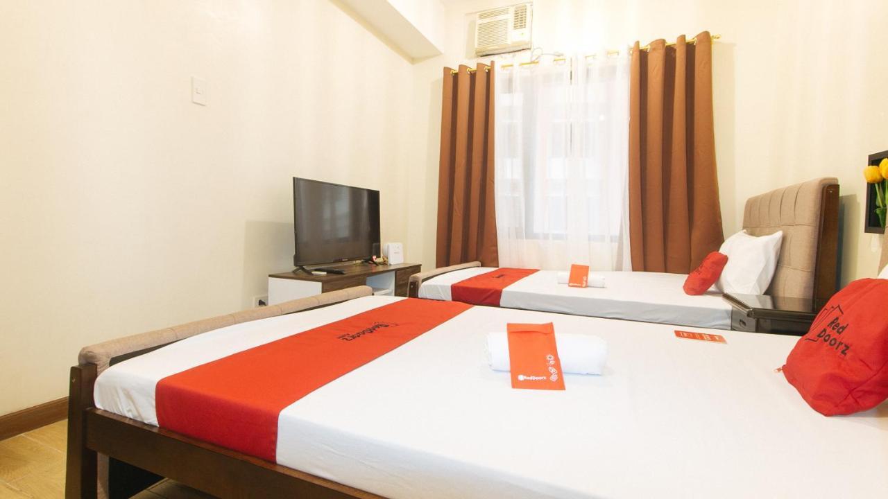Reddoorz Plus @ Cuarto Verde Staycation Las Piñas Eksteriør bilde
