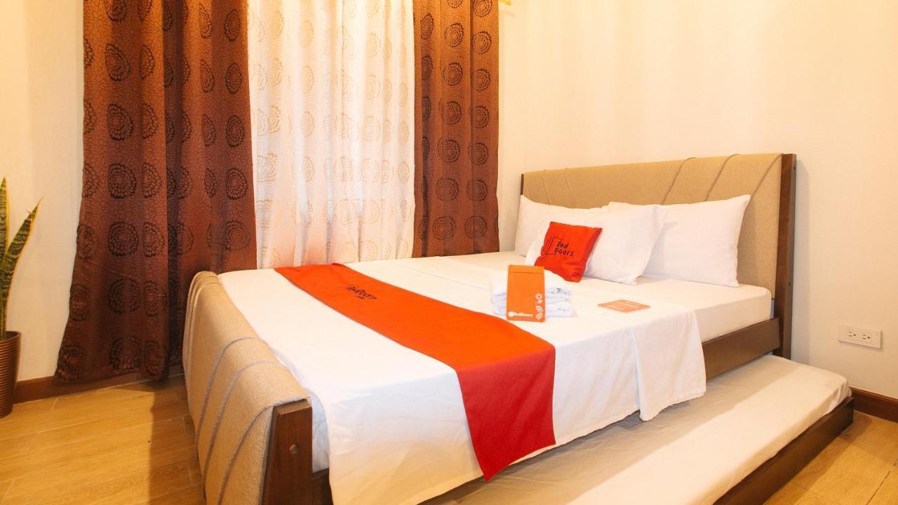 Reddoorz Plus @ Cuarto Verde Staycation Las Piñas Eksteriør bilde